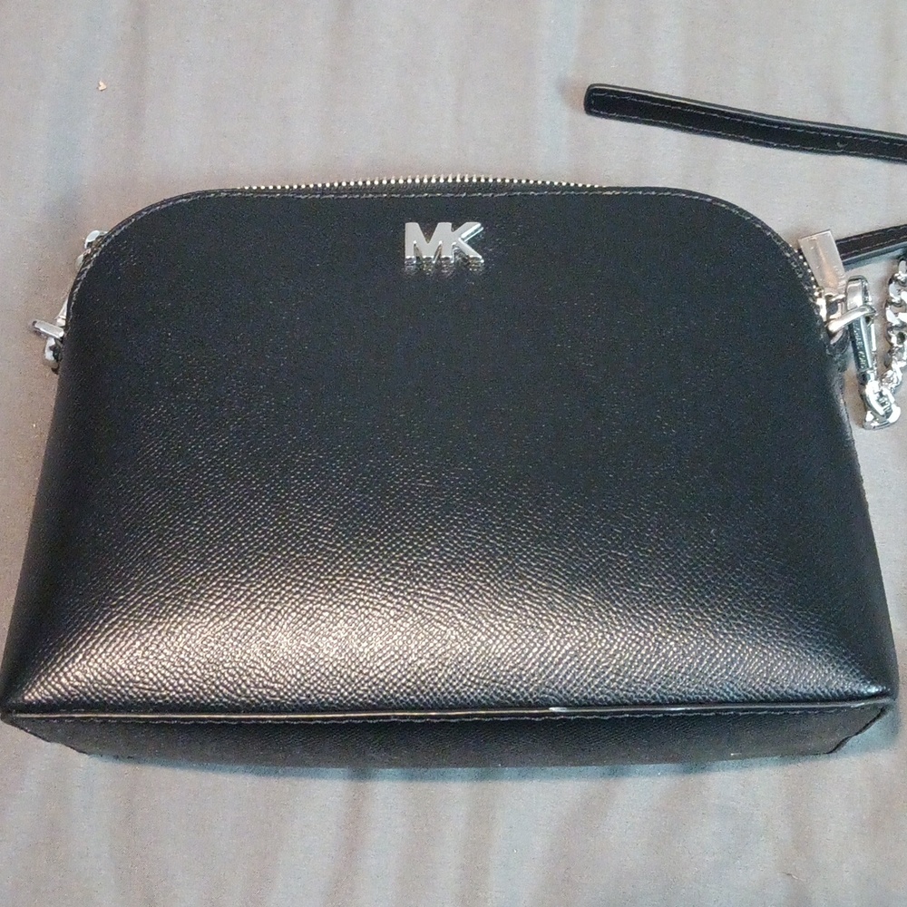 Michael Kors black crossbody purse used once